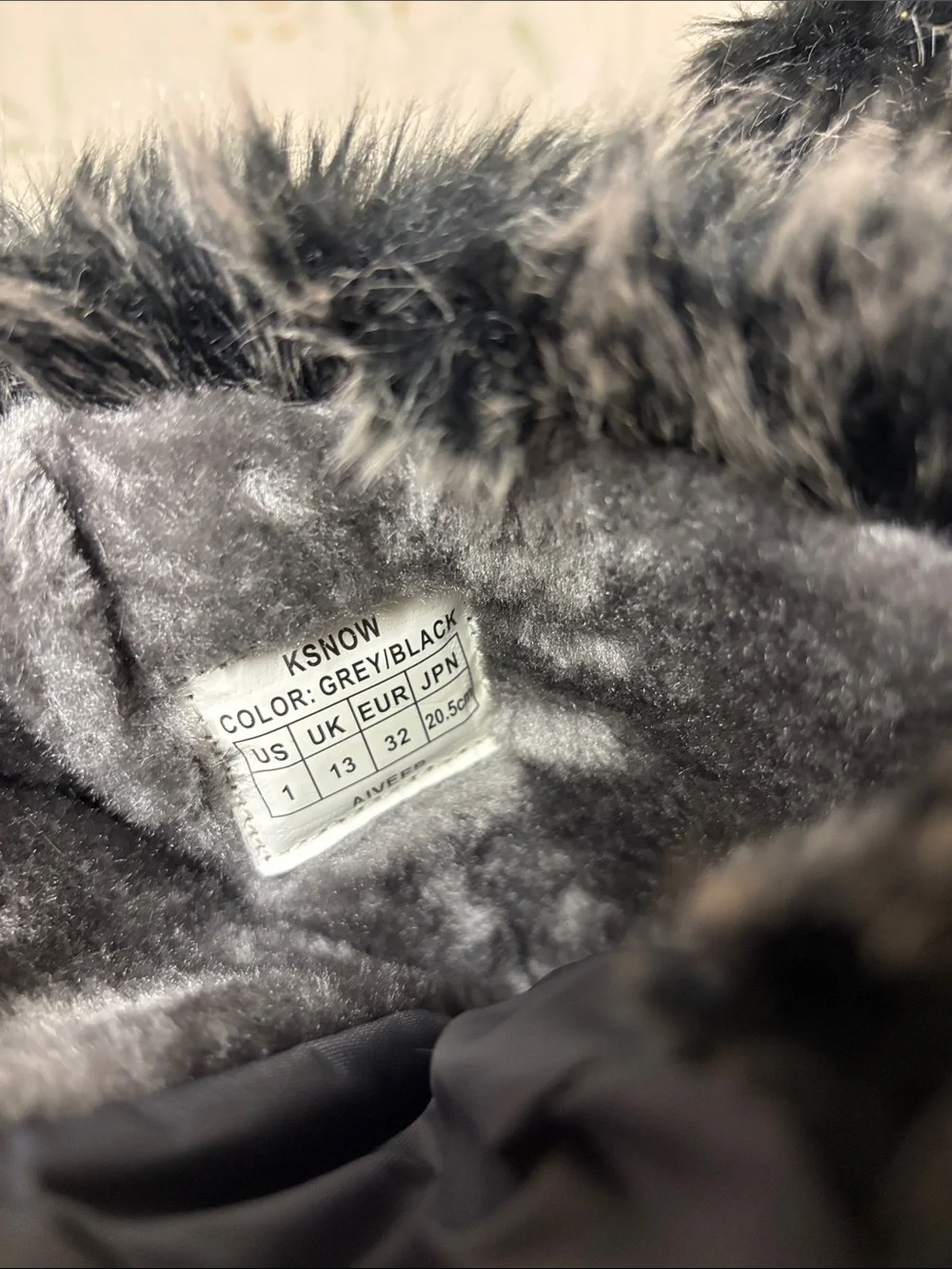 Dream Pairs Kids Gray and Black Faux Fur Winter Snow Boots